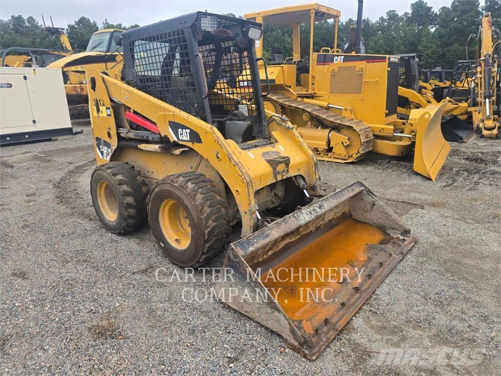 CAT 236B3 Kompaktlastere