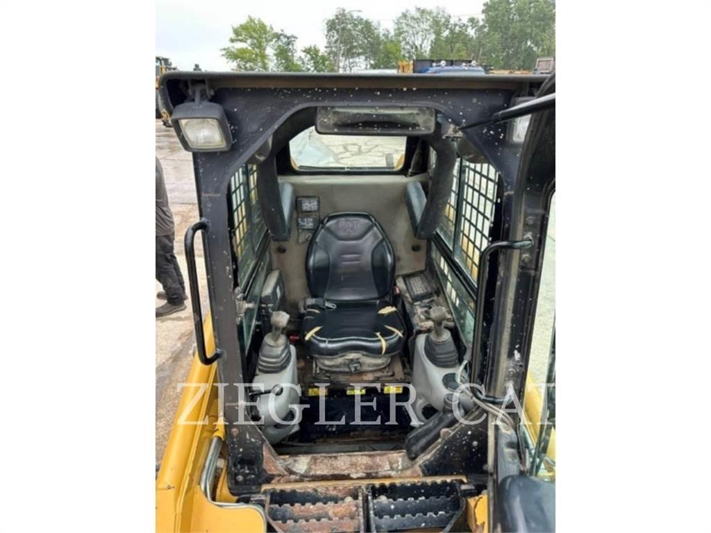 CAT 236B3 Kompaktlastere