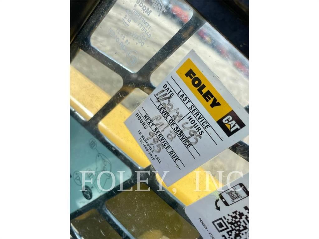 CAT 236D Kompaktlastere