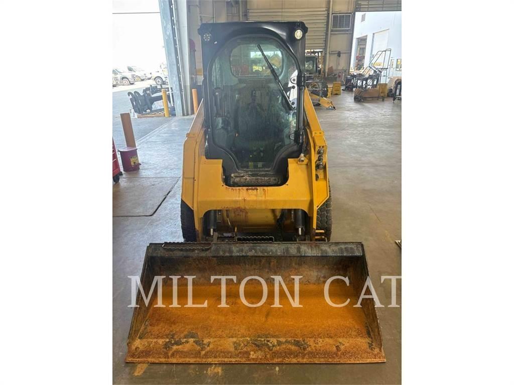 CAT 236D 3 Kompaktlastere