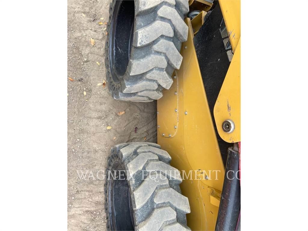 CAT 236D3 Kompaktlastere