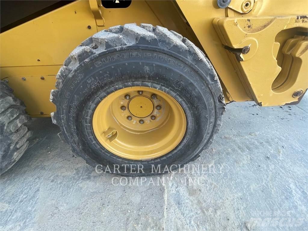 CAT 236D3 Kompaktlastere