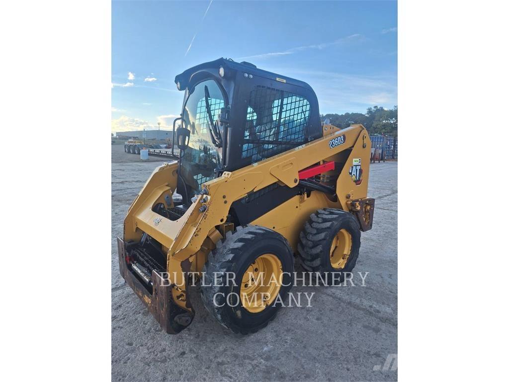 CAT 236D3 C3H2 Kompaktlastere