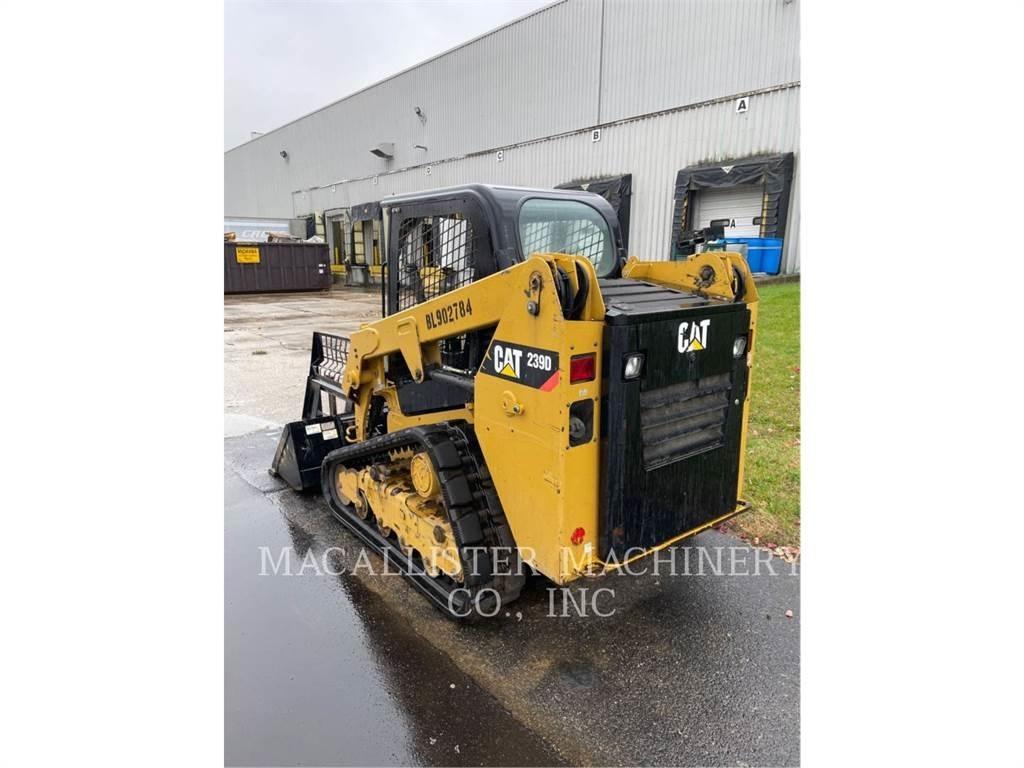 CAT 239D Beltelastere