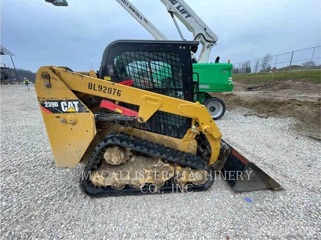 CAT 239D Beltelastere