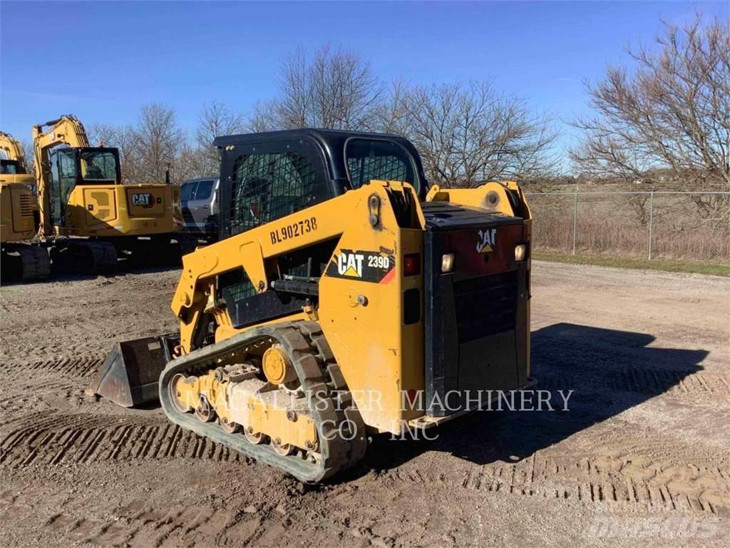 CAT 239D Beltelastere