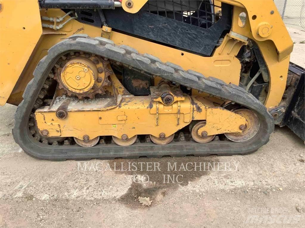 CAT 239D Beltelastere