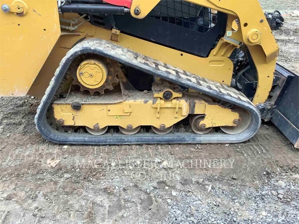 CAT 239D Beltelastere