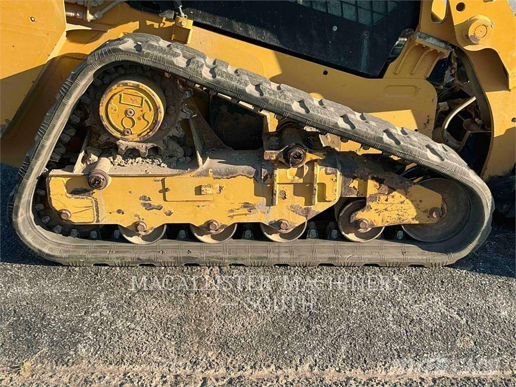 CAT 239D Beltelastere