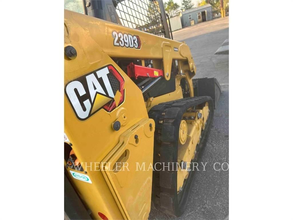 CAT 239D3 C1H2 Beltelastere