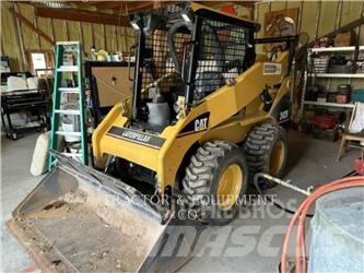 CAT 242B Kompaktlastere