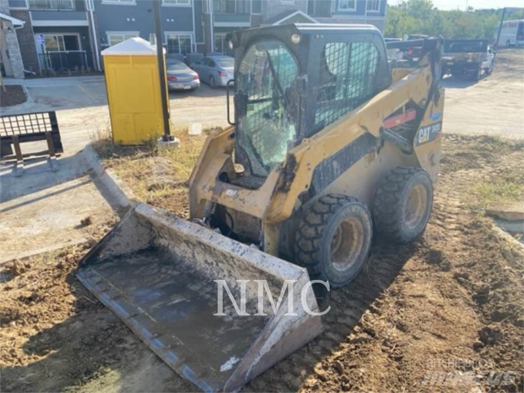 CAT 242D Kompaktlastere