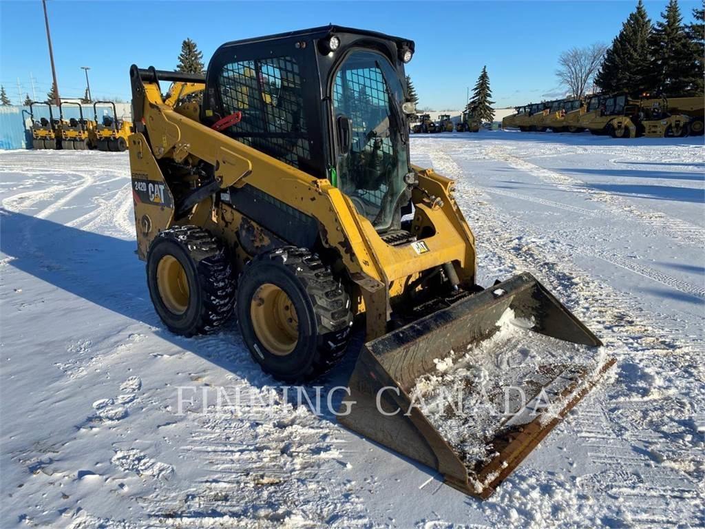 CAT 242D Kompaktlastere