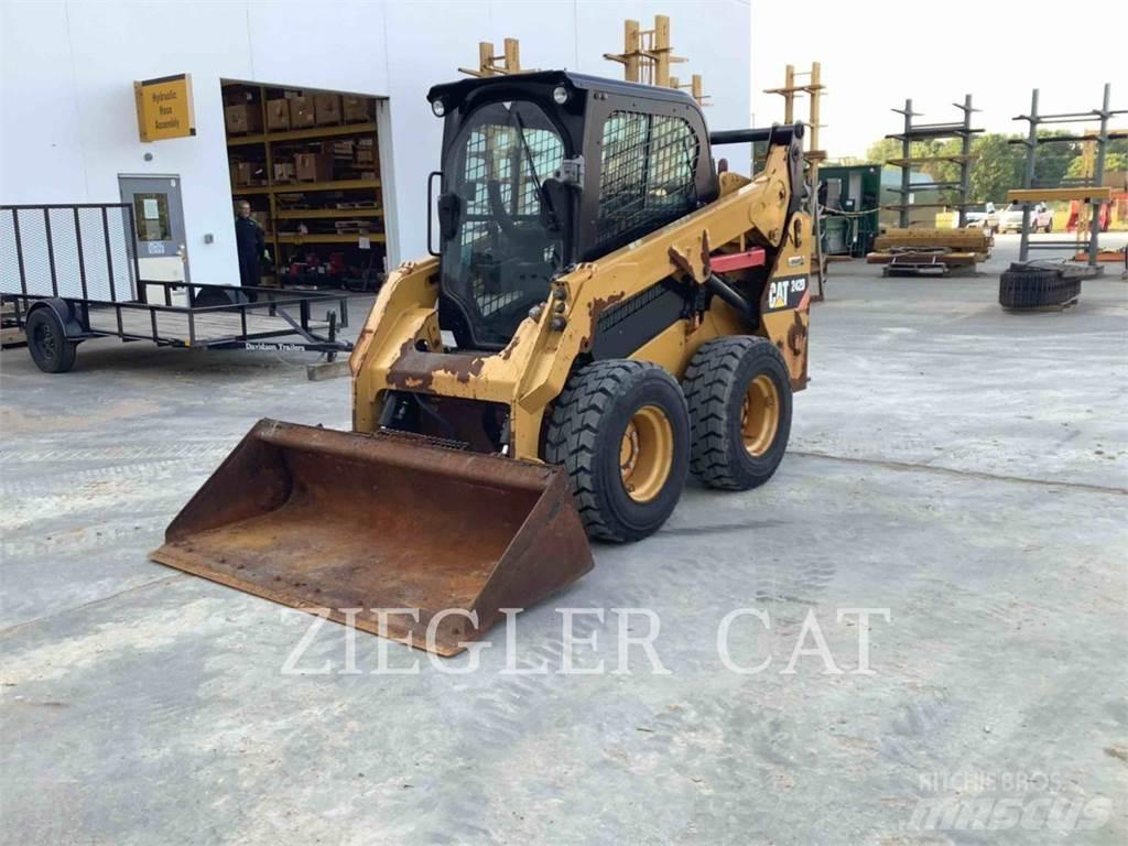 CAT 242D Kompaktlastere