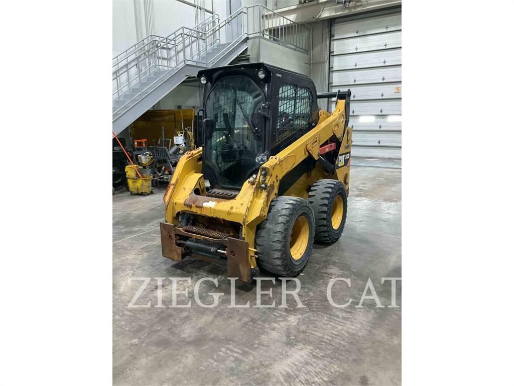 CAT 242D Kompaktlastere