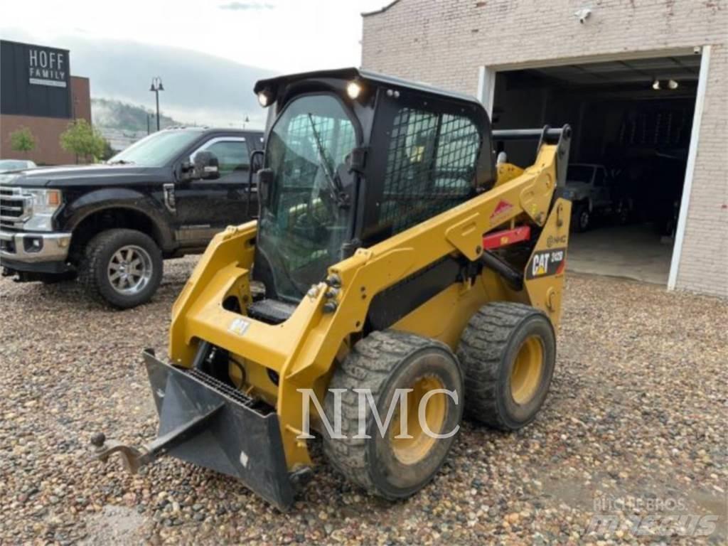 CAT 242D Kompaktlastere