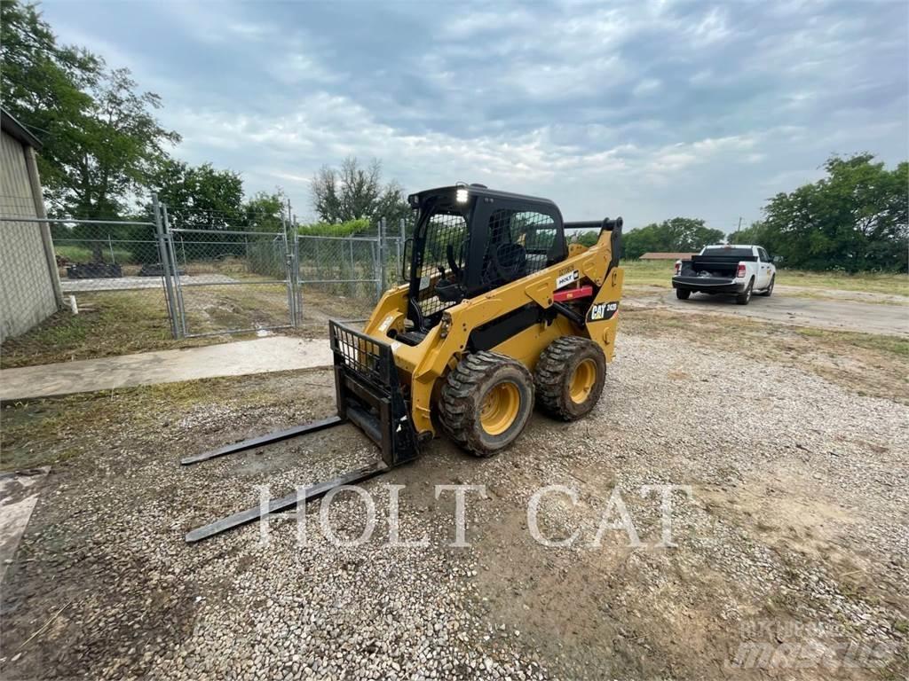 CAT 242D Kompaktlastere