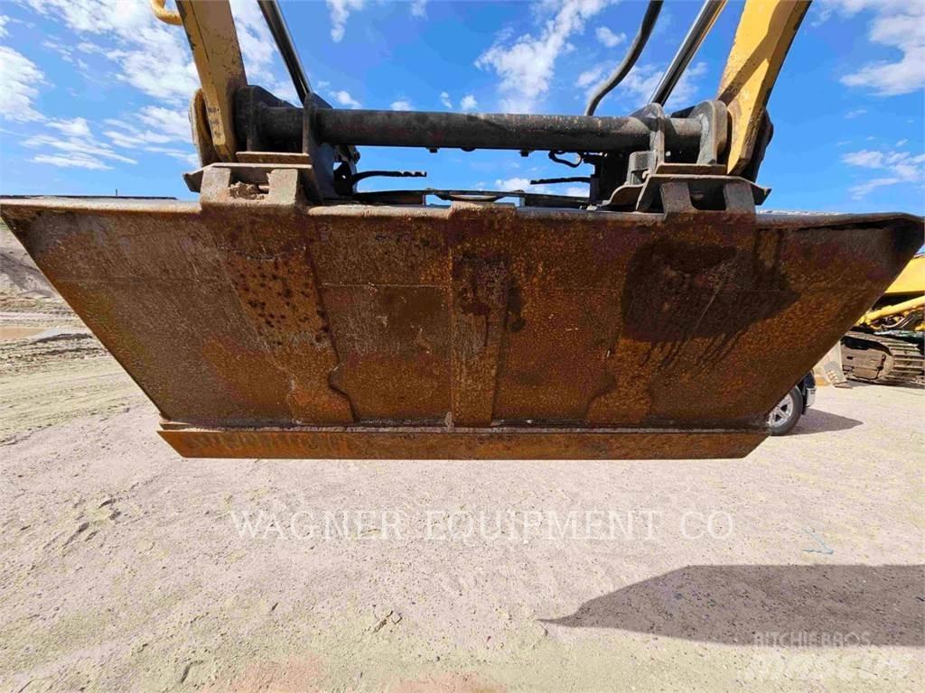 CAT 242D Kompaktlastere