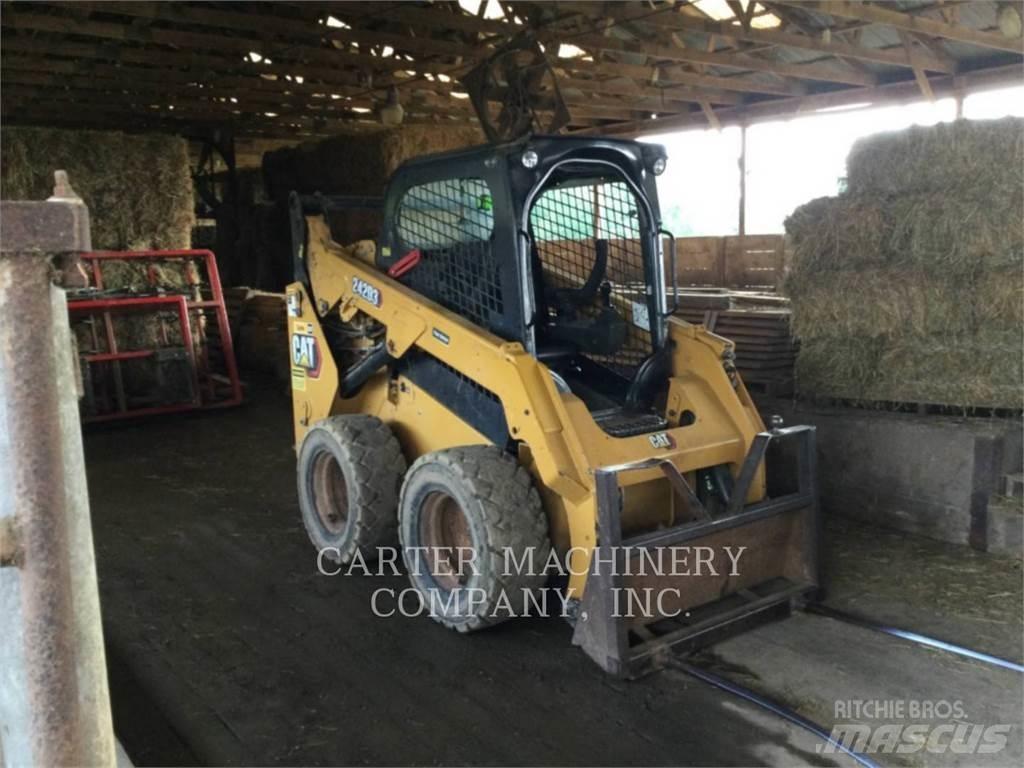 CAT 242D3 Kompaktlastere