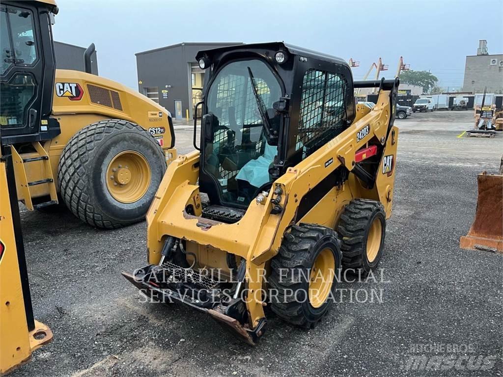CAT 242D3 Kompaktlastere