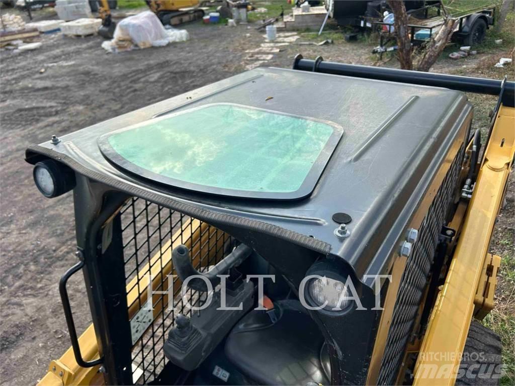 CAT 242D3 Kompaktlastere