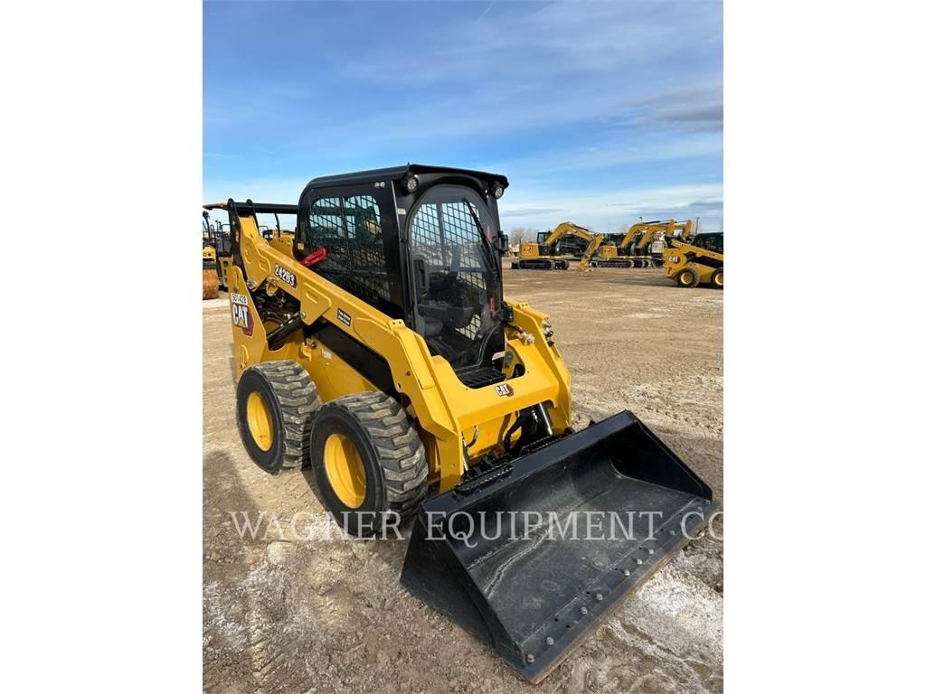 CAT 242D3 Kompaktlastere