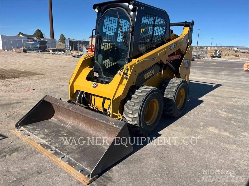 CAT 242D3 Kompaktlastere