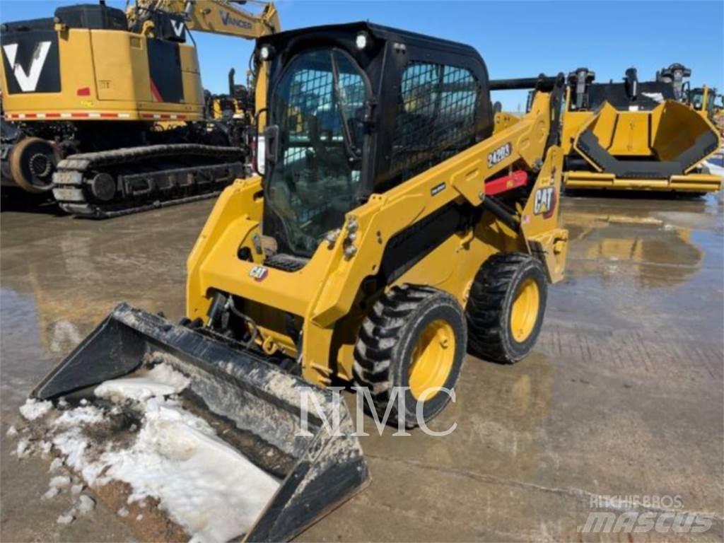CAT 242D3 Kompaktlastere