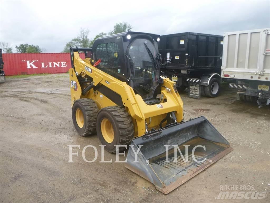 CAT 242D3 Kompaktlastere