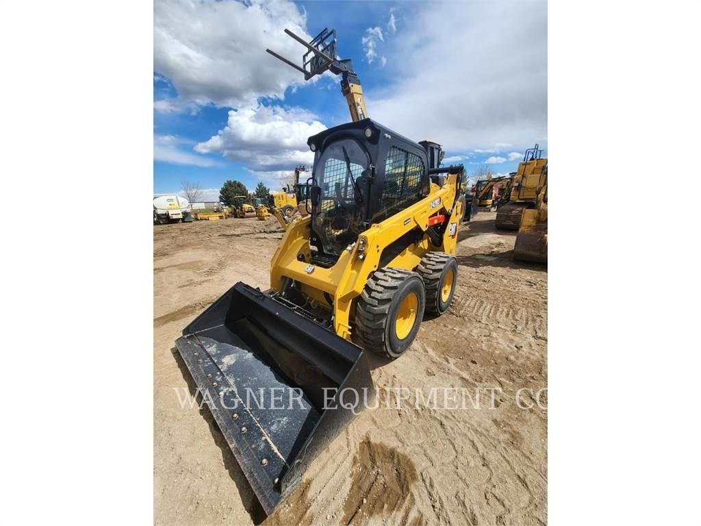 CAT 242D3 Kompaktlastere