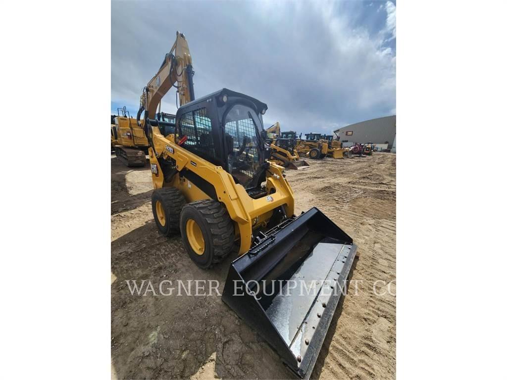 CAT 242D3 Kompaktlastere