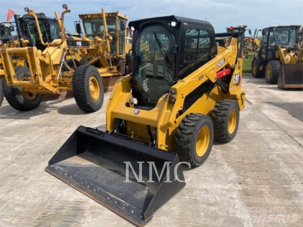 CAT 242D3 Kompaktlastere