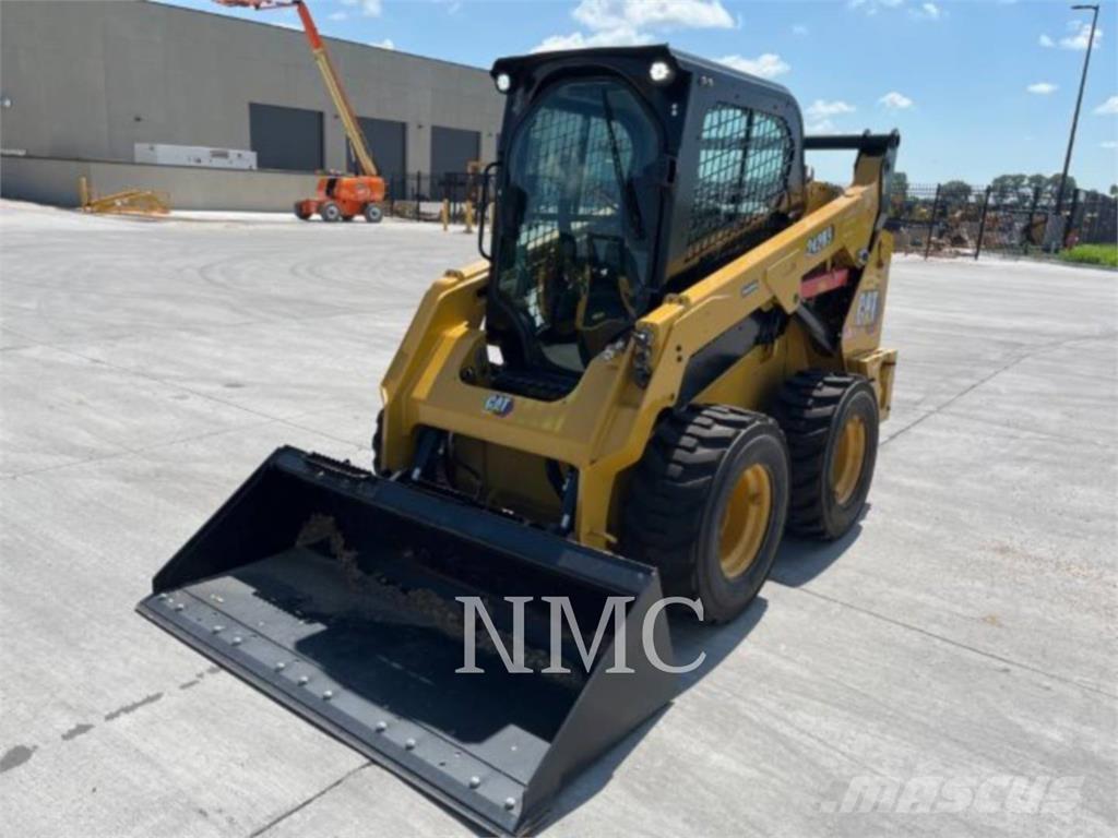 CAT 242D3 Kompaktlastere