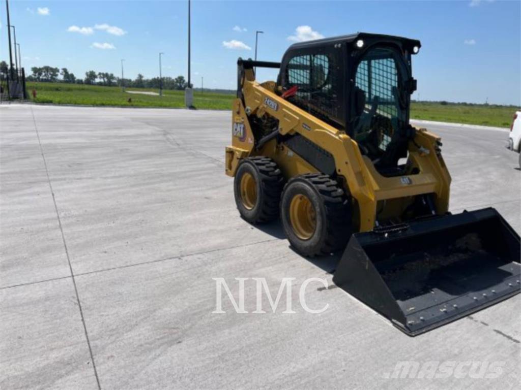 CAT 242D3 Kompaktlastere