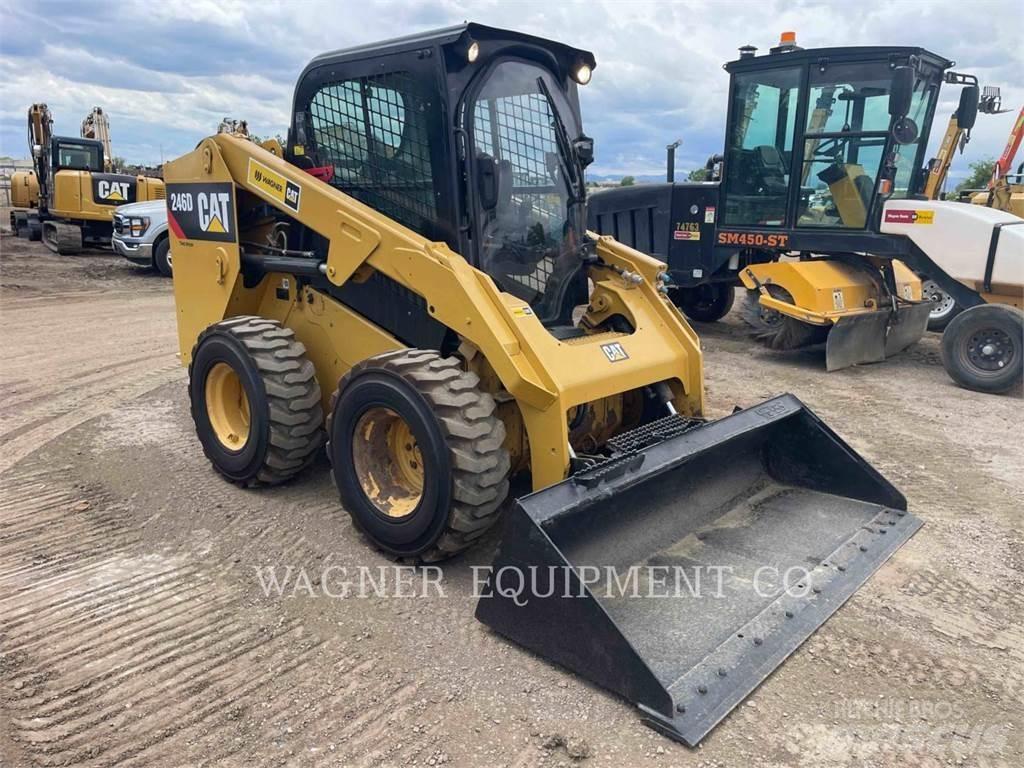 CAT 246D Kompaktlastere