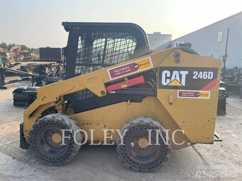 CAT 246D Kompaktlastere