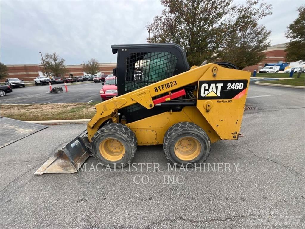 CAT 246D Kompaktlastere