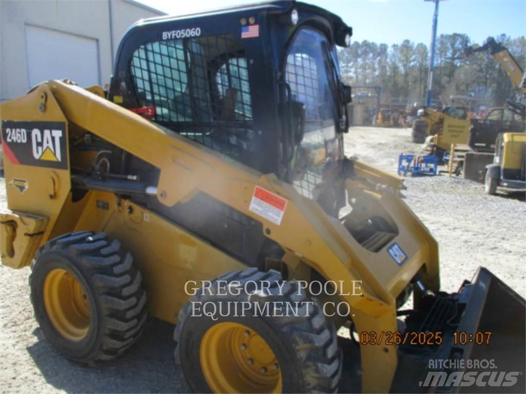 CAT 246D Kompaktlastere