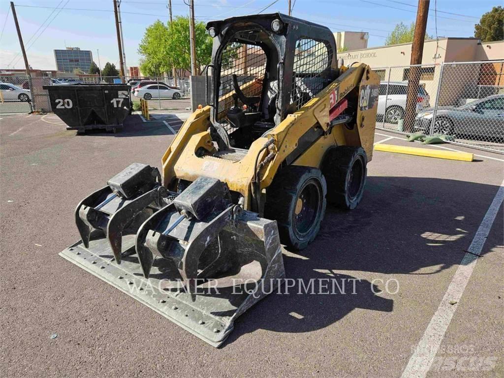 CAT 246D Kompaktlastere