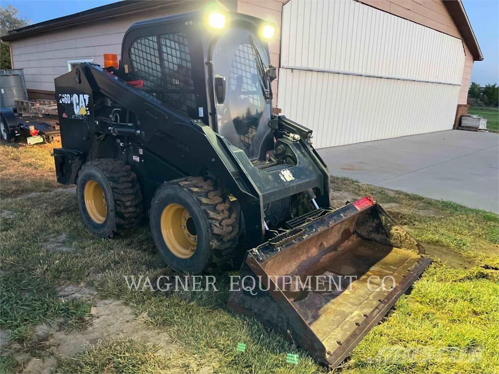 CAT 246D Kompaktlastere