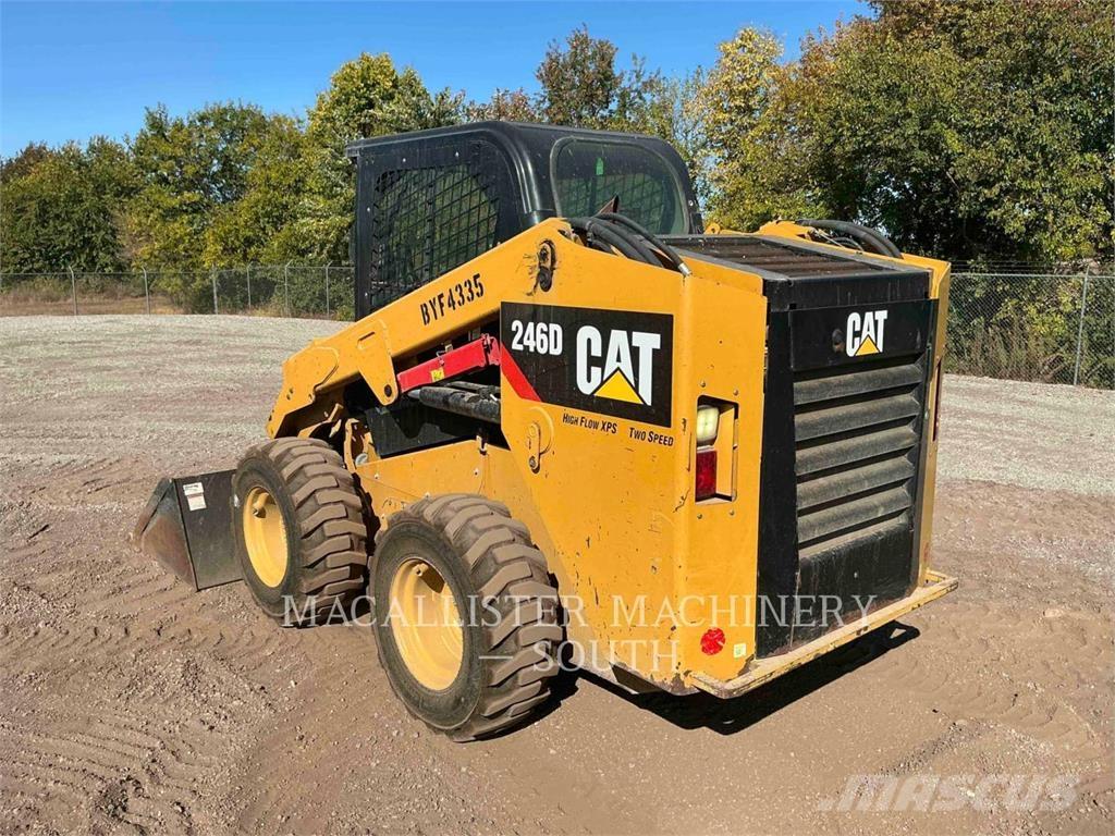 CAT 246D Kompaktlastere