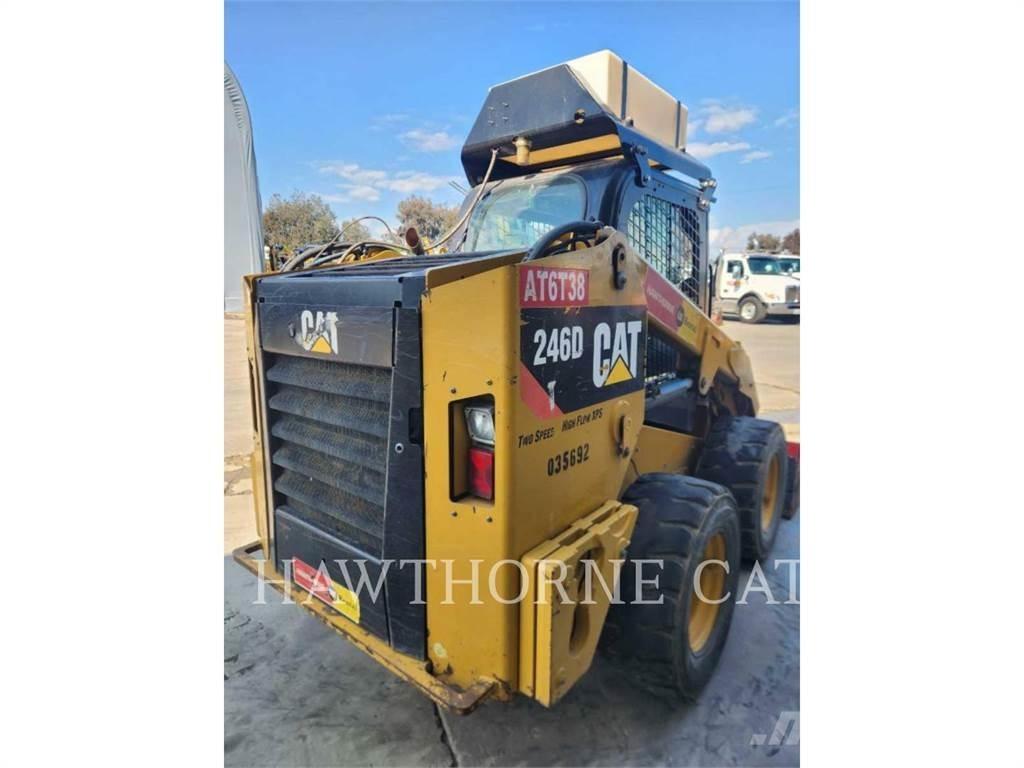 CAT 246D CBHF Kompaktlastere