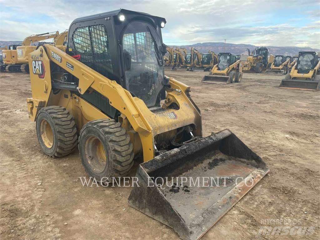 CAT 246D3 Kompaktlastere