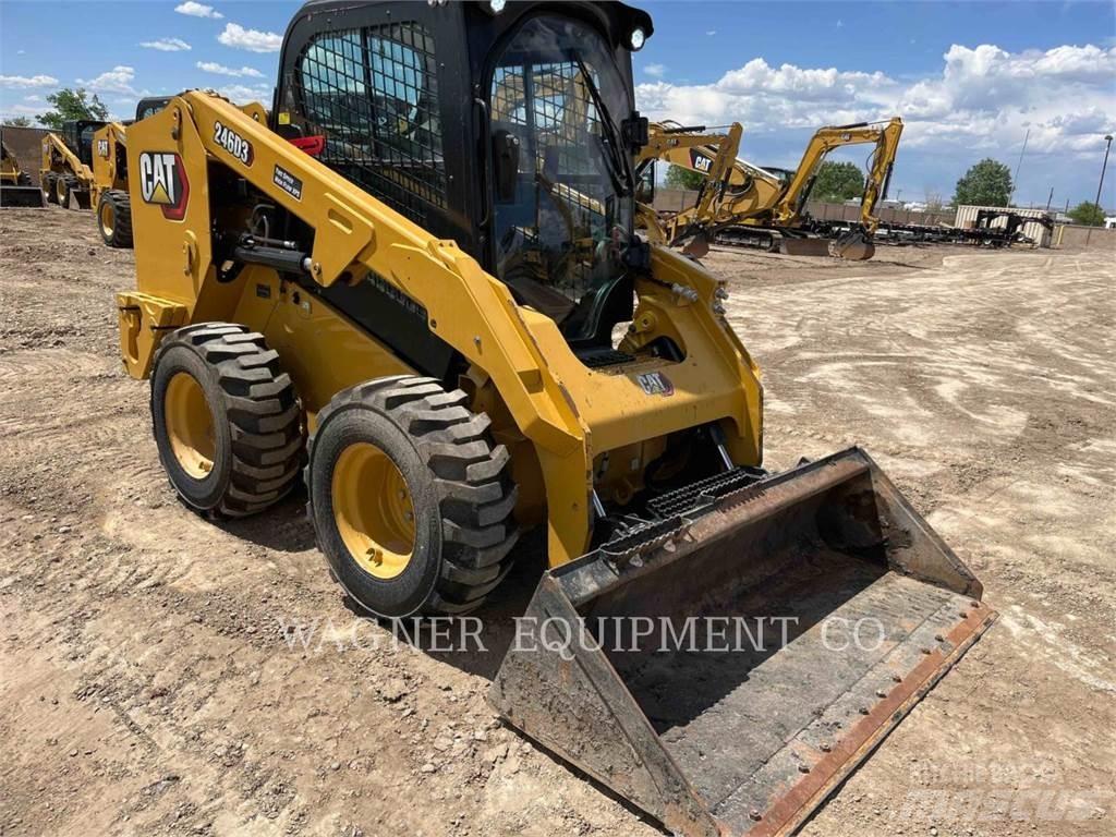 CAT 246D3 Kompaktlastere