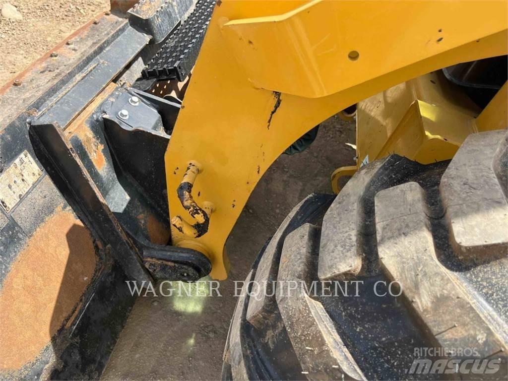 CAT 246D3 Kompaktlastere
