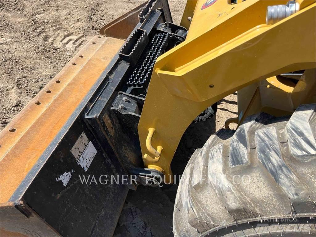 CAT 246D3 Kompaktlastere