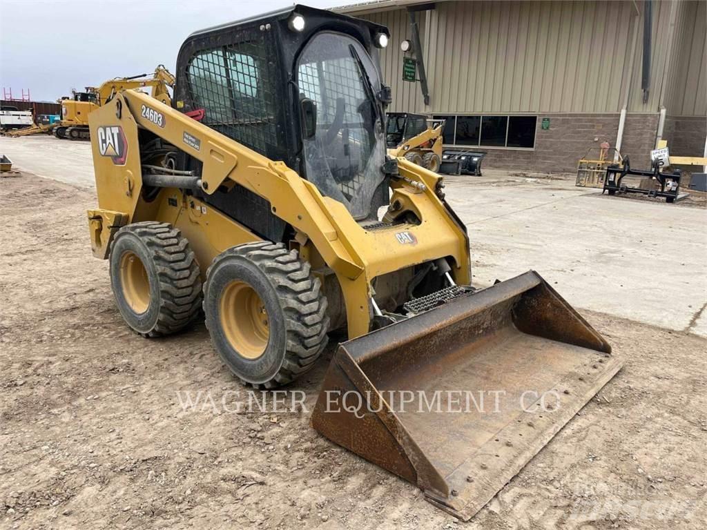 CAT 246D3 Kompaktlastere