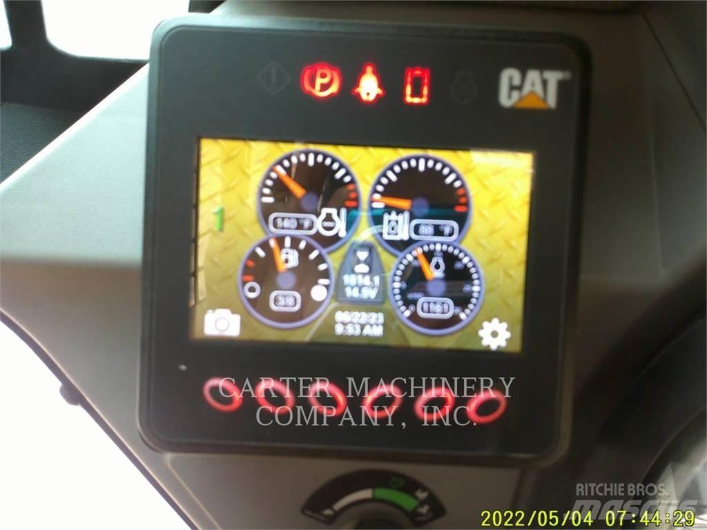 CAT 246D3 Kompaktlastere