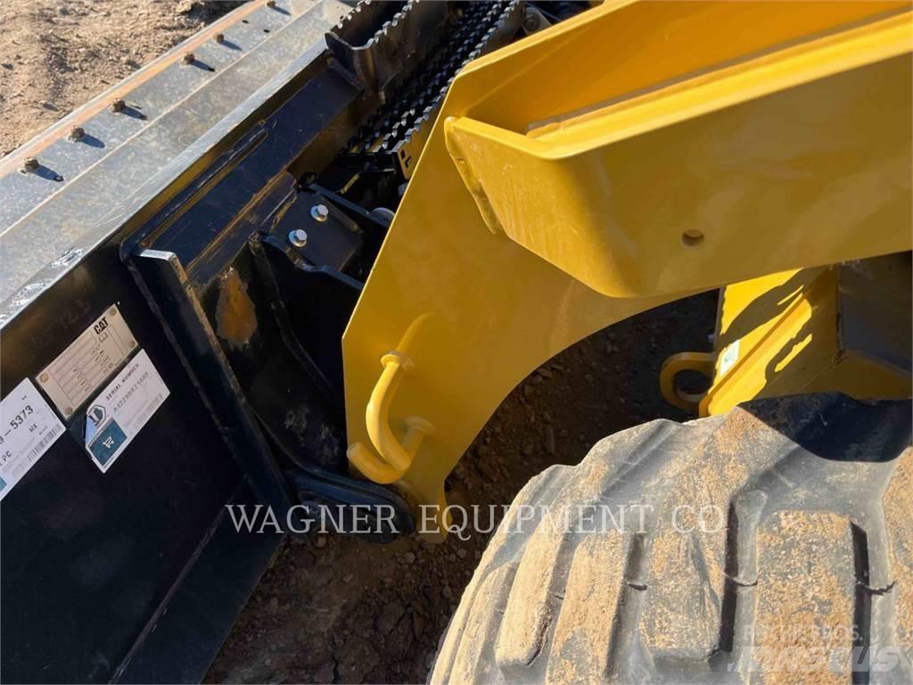 CAT 246D3 Kompaktlastere