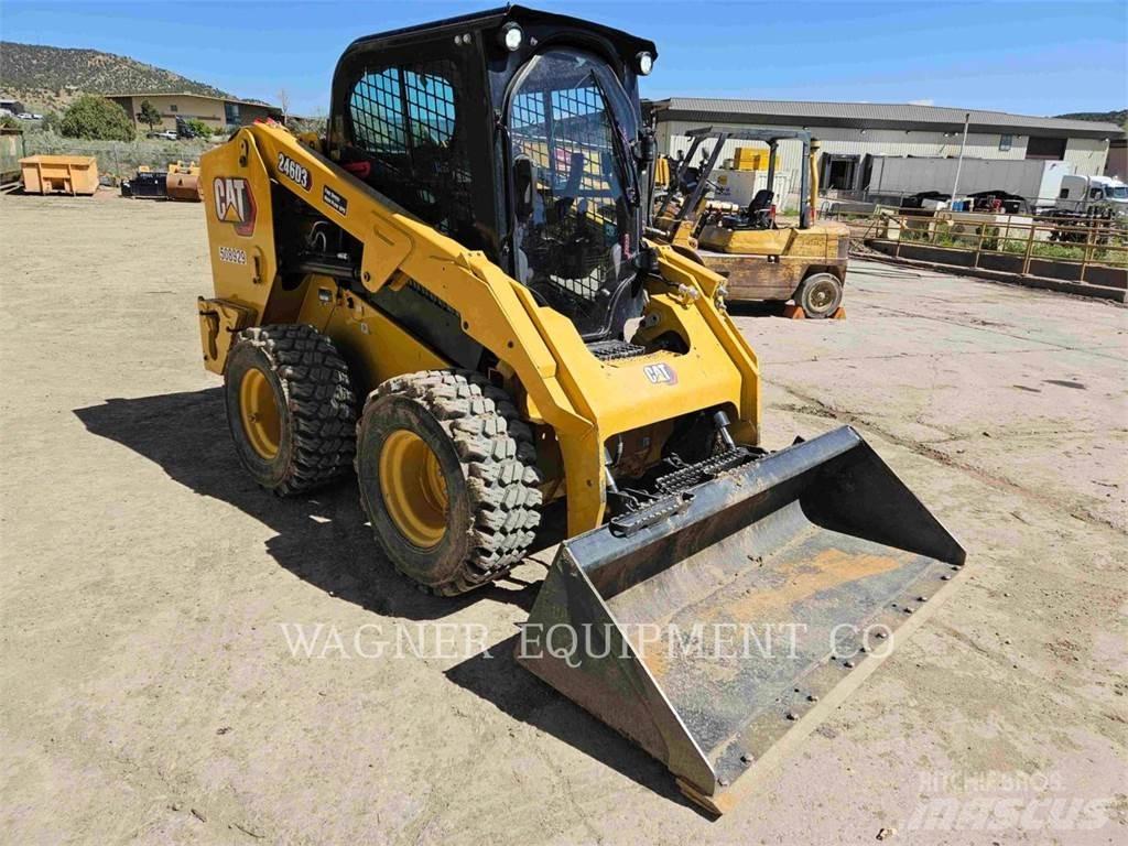 CAT 246D3 Kompaktlastere